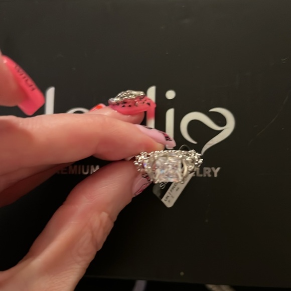 Jeulia Skeleton Sterling Silver Engagement Ring Size 3 - Picture 11 of 15